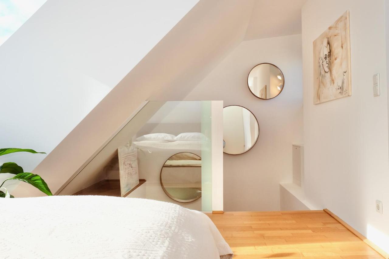 Triple A Apartments Виена Екстериор снимка