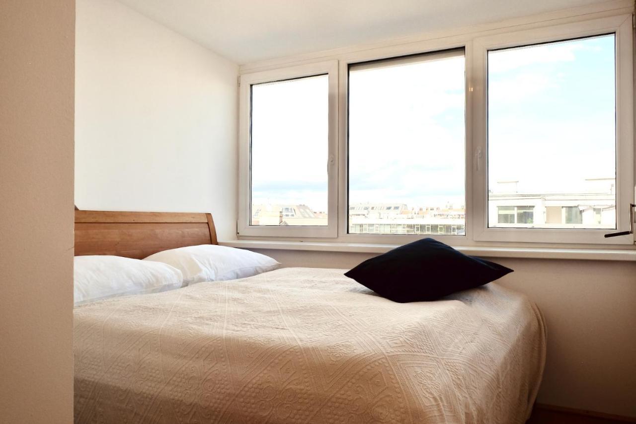 Triple A Apartments Виена Екстериор снимка