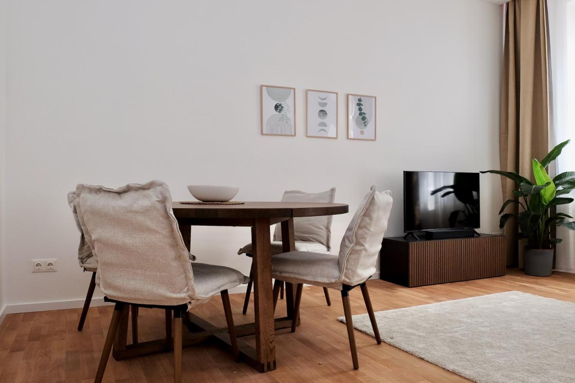 Triple A Apartments Виена Екстериор снимка