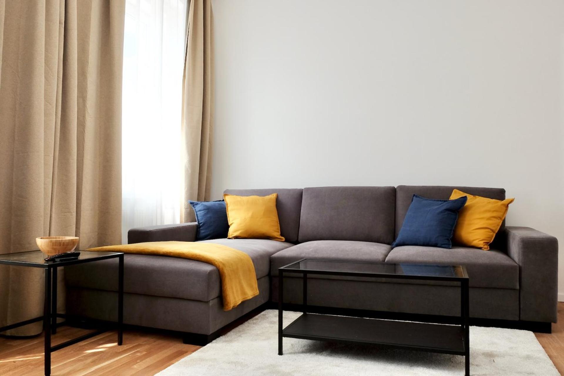 Triple A Apartments Виена Екстериор снимка
