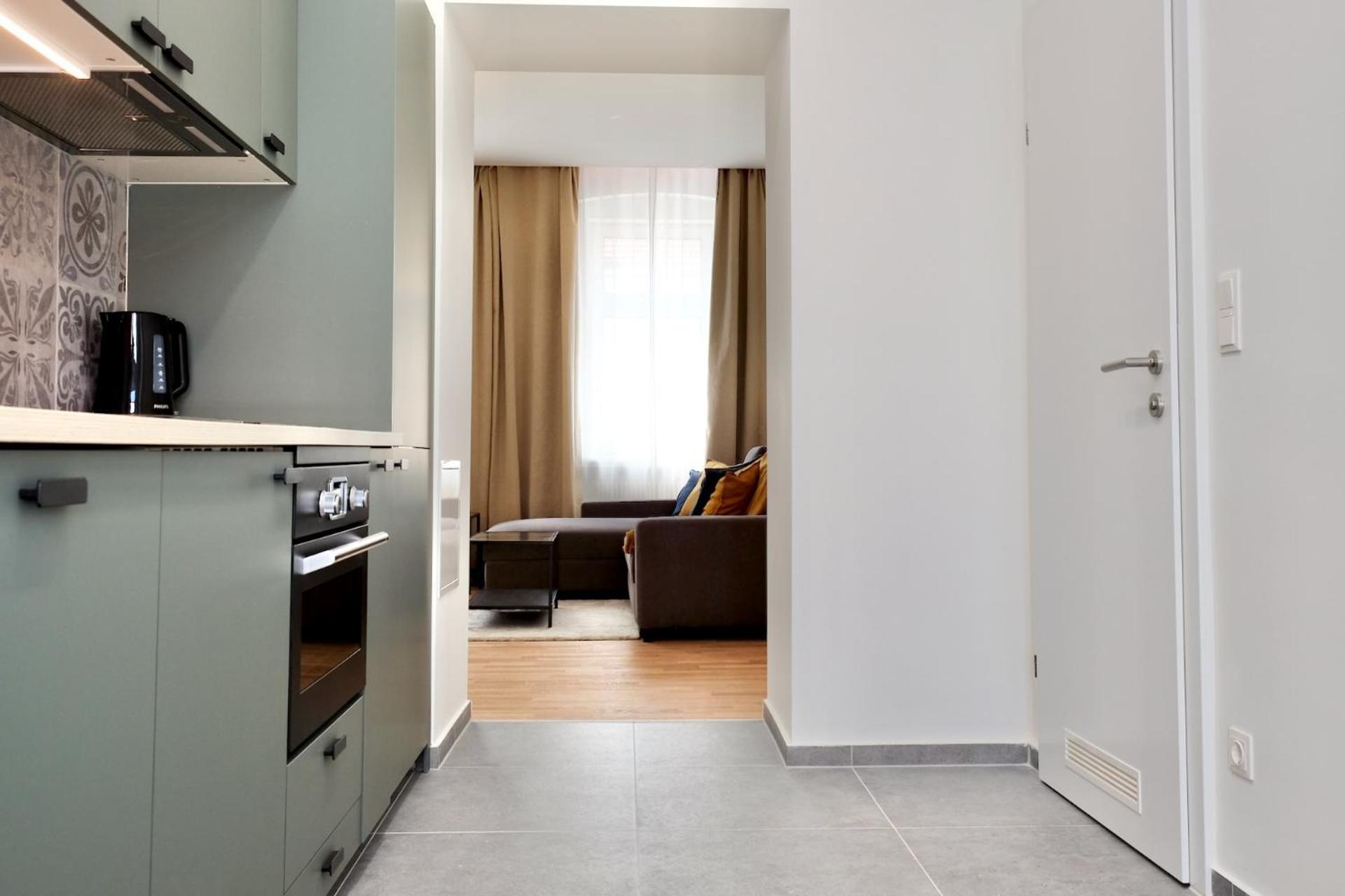 Triple A Apartments Виена Екстериор снимка