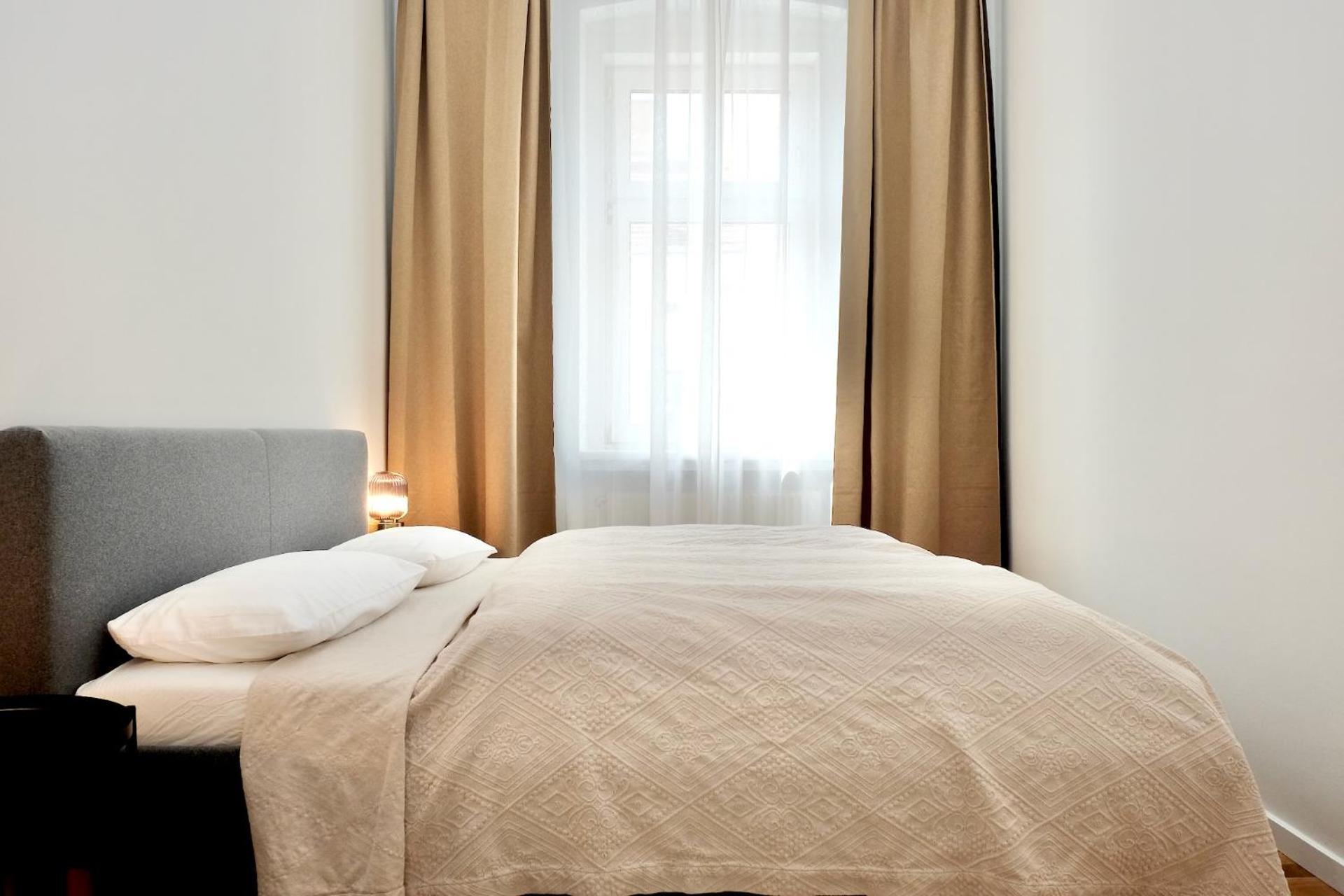 Triple A Apartments Виена Екстериор снимка
