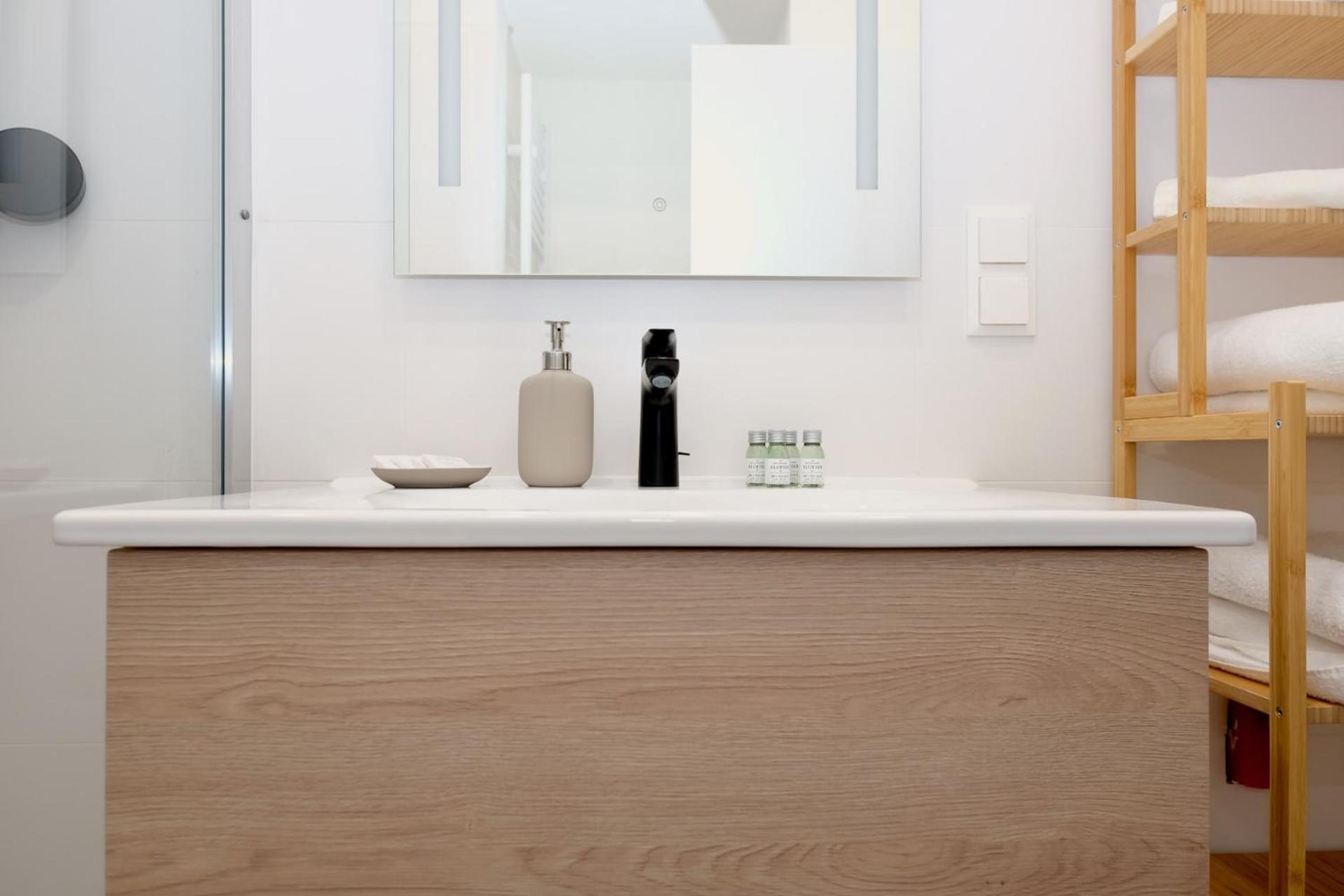 Triple A Apartments Виена Екстериор снимка