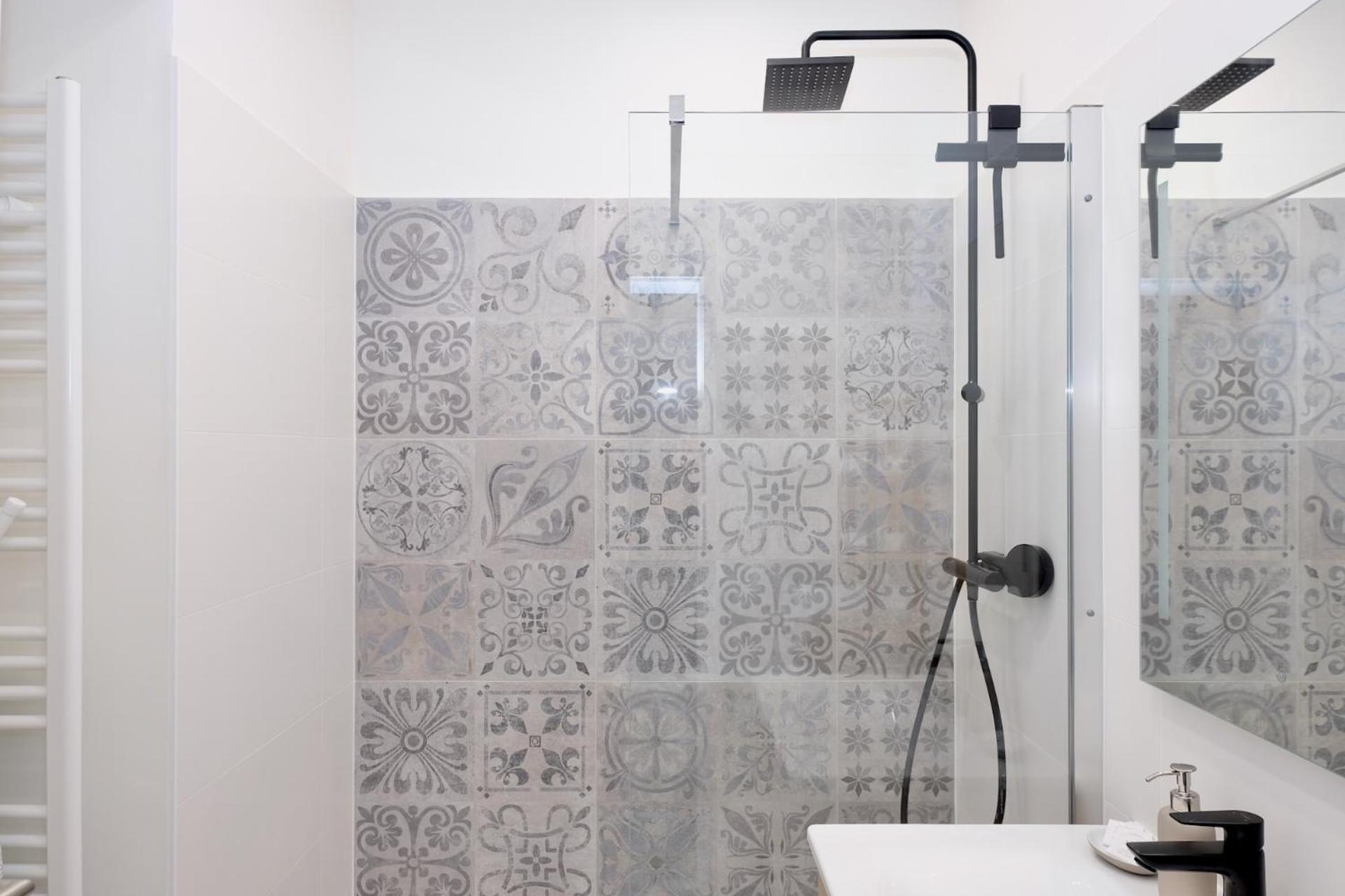 Triple A Apartments Виена Екстериор снимка