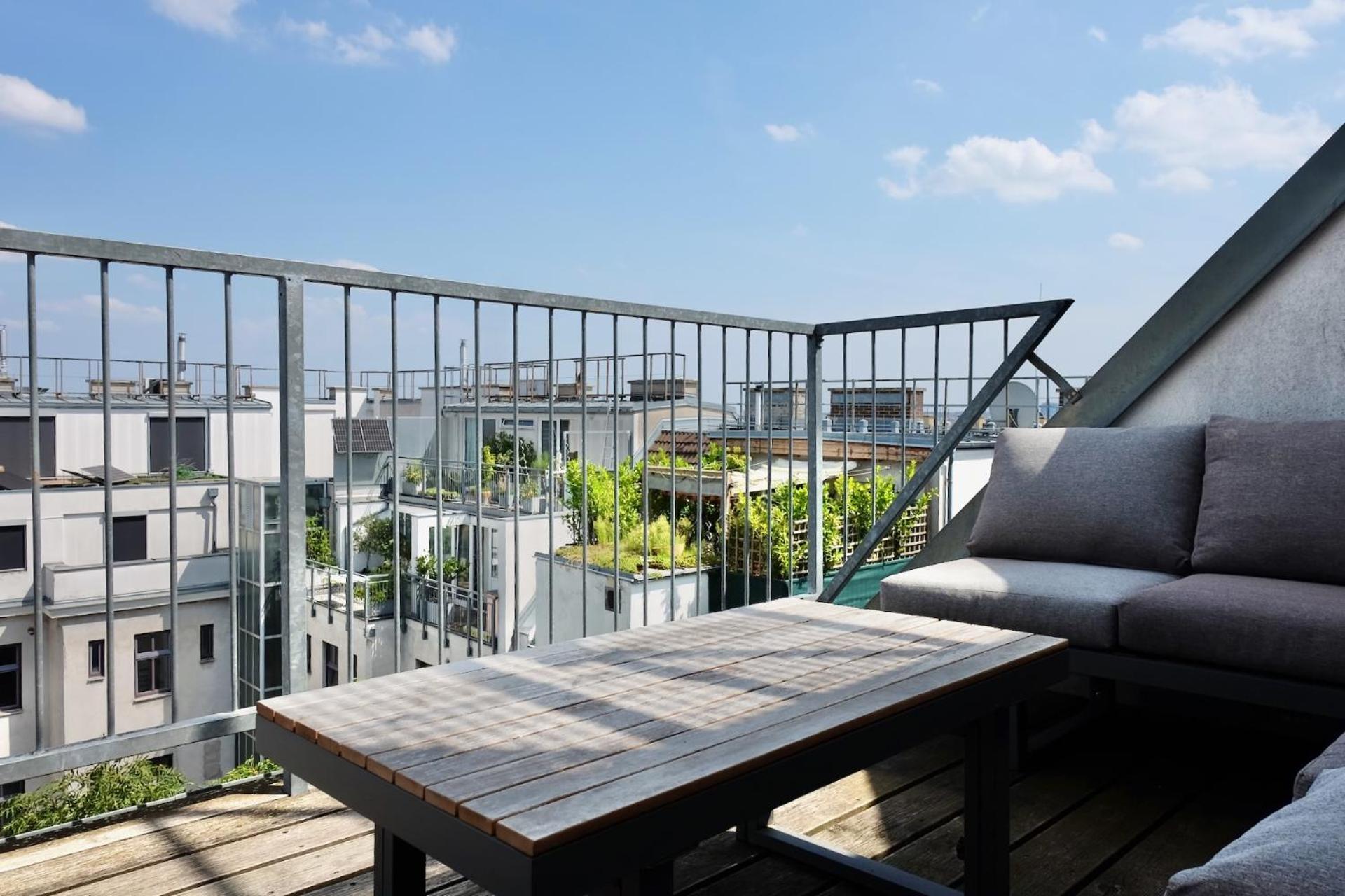 Triple A Apartments Виена Екстериор снимка