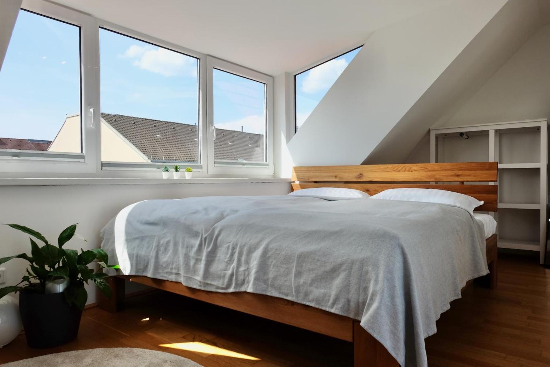 Triple A Apartments Виена Екстериор снимка
